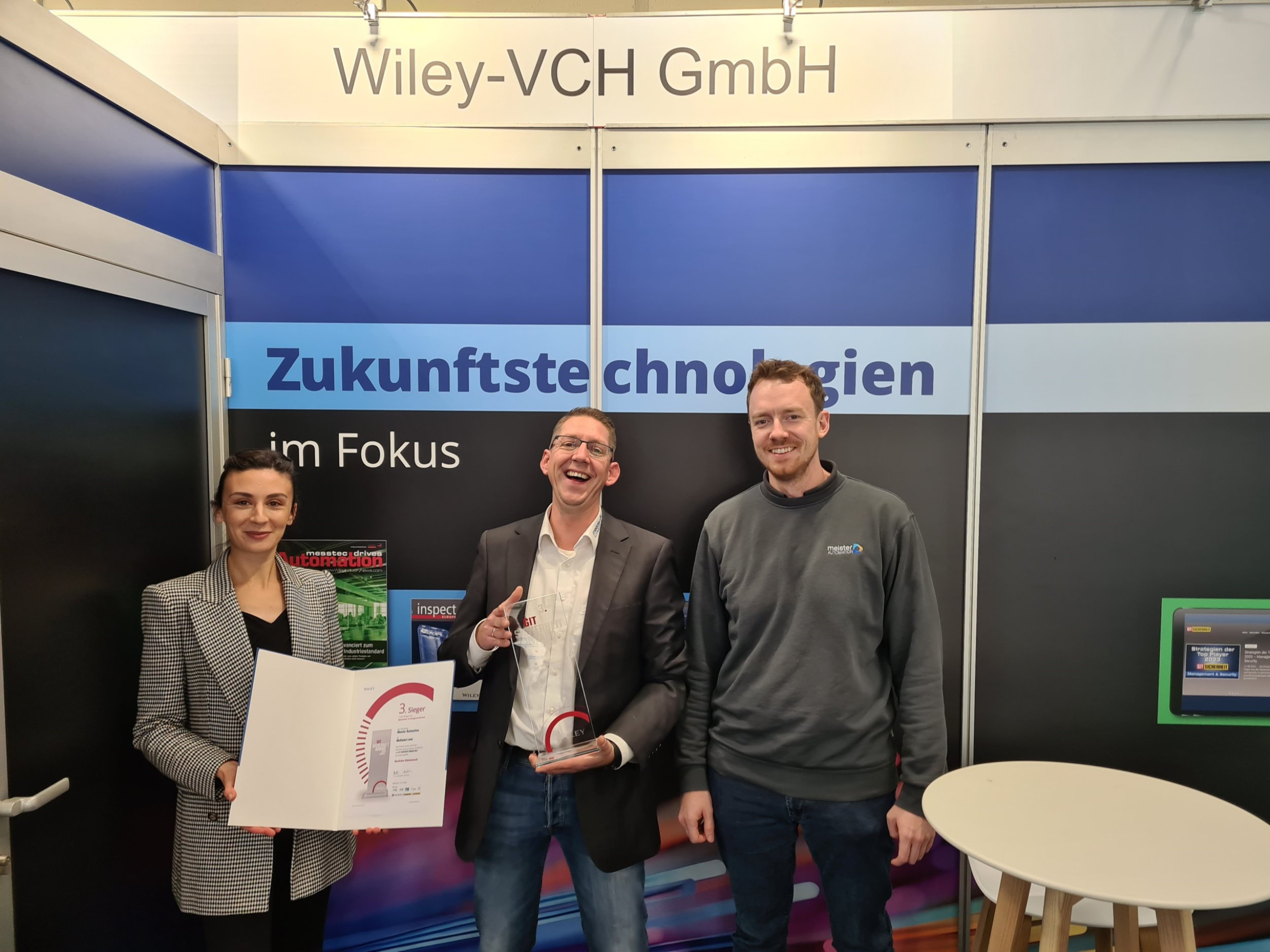 Kay Steuerberg, Daniel Wengeler and Gülsün Gürbüz at the GIT SICHERHEIT Award